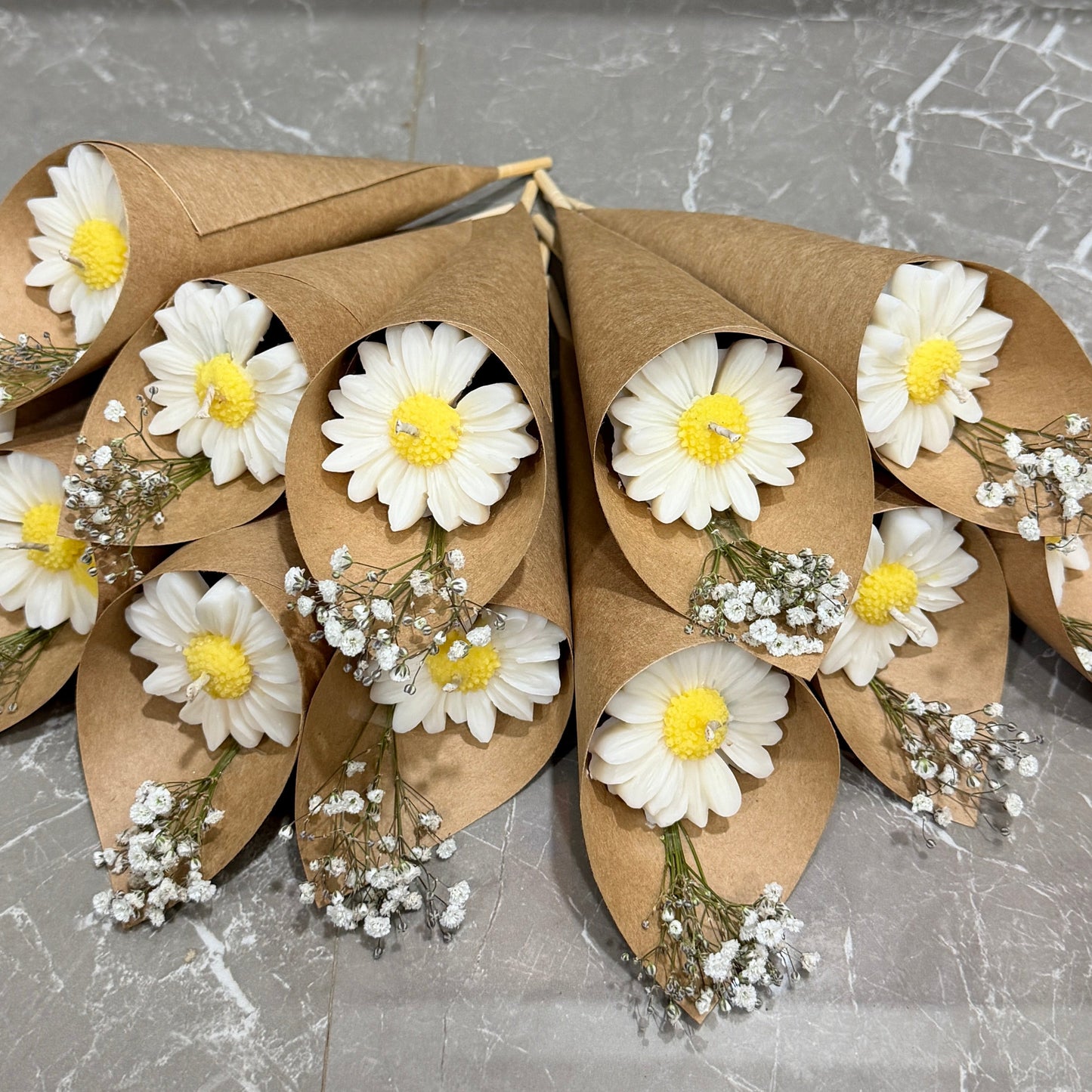 Daisy Bouquet Candle
