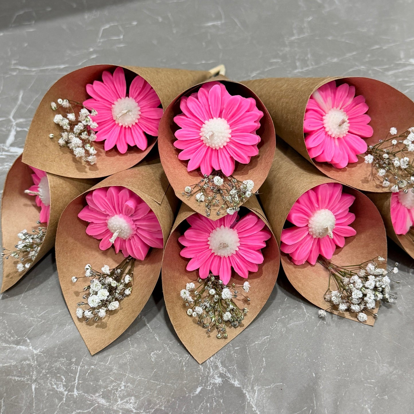 Daisy Bouquet Candle